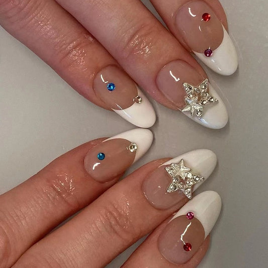 Wearable nails white French style