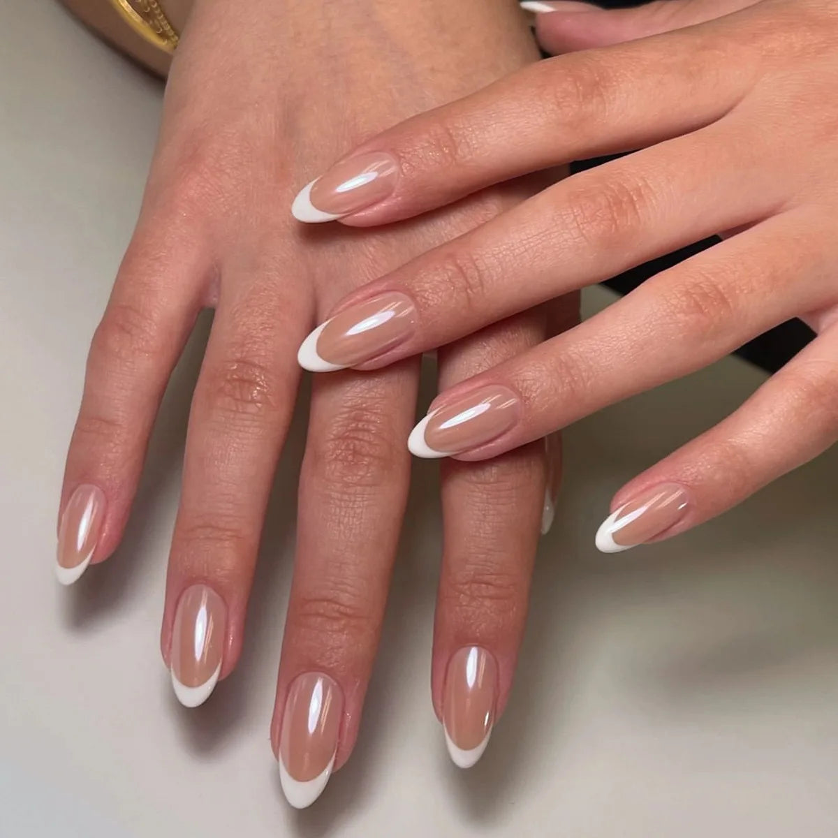 24Pcs Mid-Length Almond Press on Nails - Multiple Colours