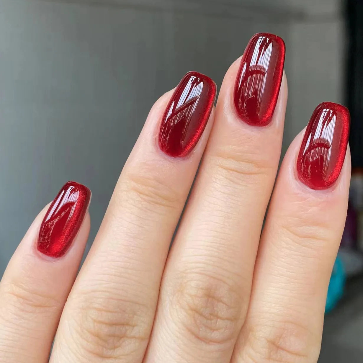 24pcs Glossy Metallic Almond Press on Nails - Multiple Colours